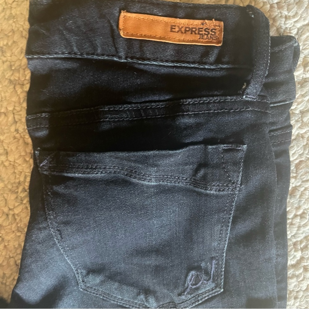 Express Jeans - Picture 2 of 5